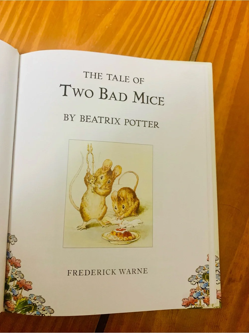 Beatrix Potter The Peter Rabbit Library - two bad mice & tailor of Gloucester